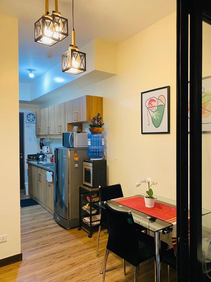 Near Johnhay Minesview Fast Wi-Fi Netflix Balcony Daire Baguio City Dış mekan fotoğraf
