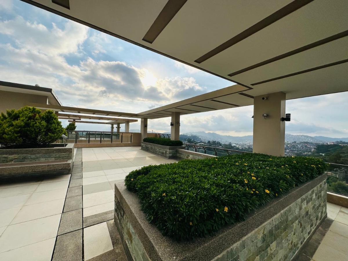 Near Johnhay Minesview Fast Wi-Fi Netflix Balcony Daire Baguio City Dış mekan fotoğraf