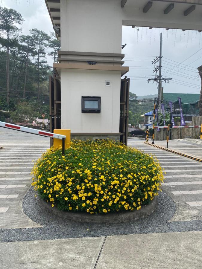 Near Johnhay Minesview Fast Wi-Fi Netflix Balcony Daire Baguio City Dış mekan fotoğraf