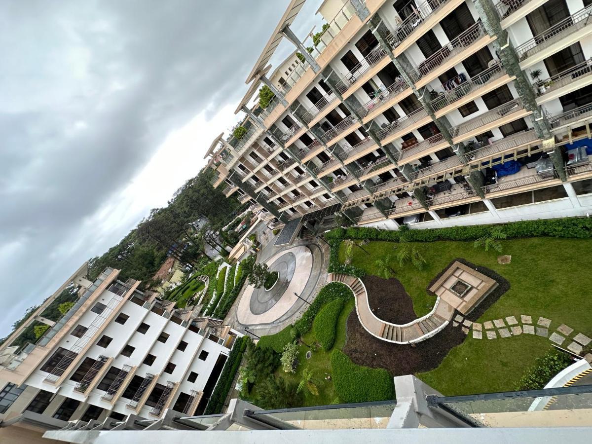 Near Johnhay Minesview Fast Wi-Fi Netflix Balcony Daire Baguio City Dış mekan fotoğraf