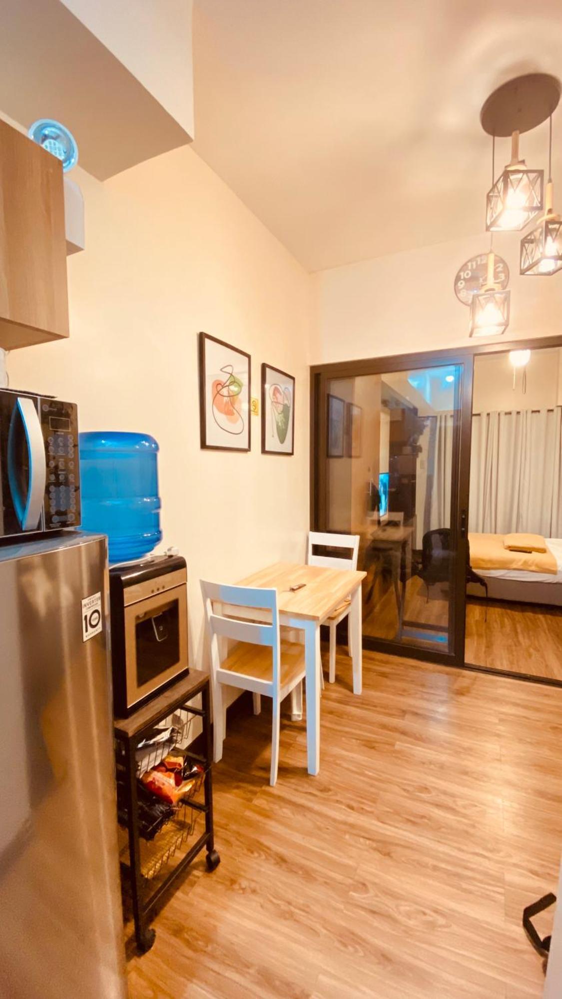 Near Johnhay Minesview Fast Wi-Fi Netflix Balcony Daire Baguio City Dış mekan fotoğraf